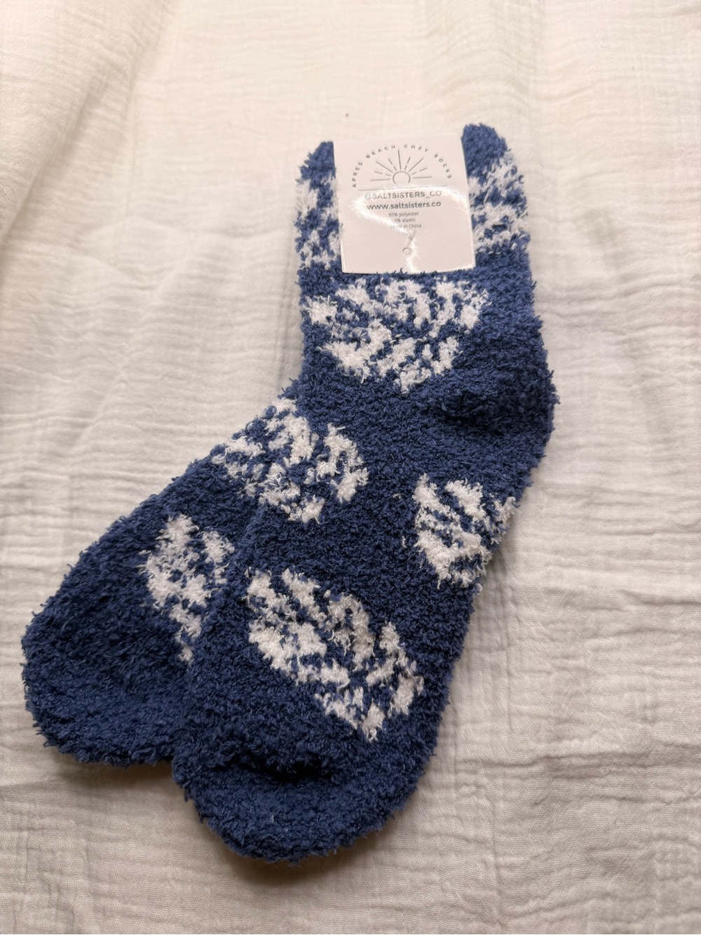 Salt Sisters Blue & White Plush Fuzzy Socks